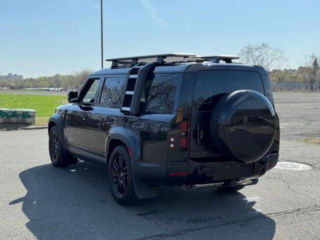 New 2023 Land Rover Defender 130 SE SUV