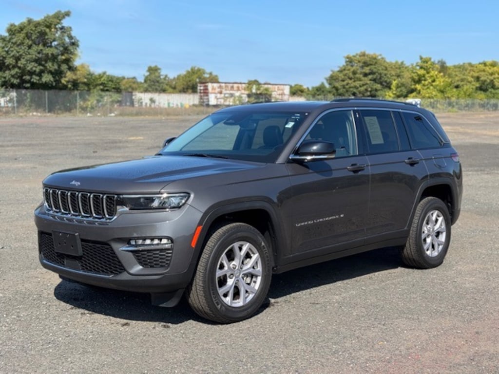 Used 2022 Jeep Grand Cherokee Limited SUV