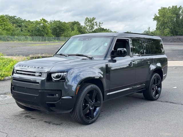  Land Rover Defender 130