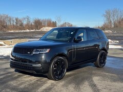 New 2026 Land Rover Range Rover P530 SE SUV for Sale in Simsbury, CT