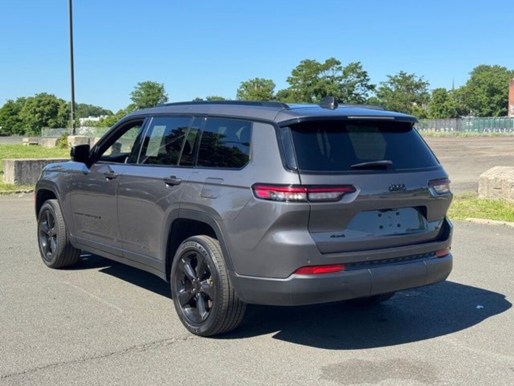 Used 2023 Jeep Grand Cherokee L Altitude SUV