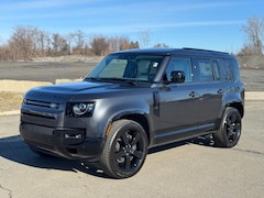 2026 Land Rover Defender 110 X-Dynamic SE SUV