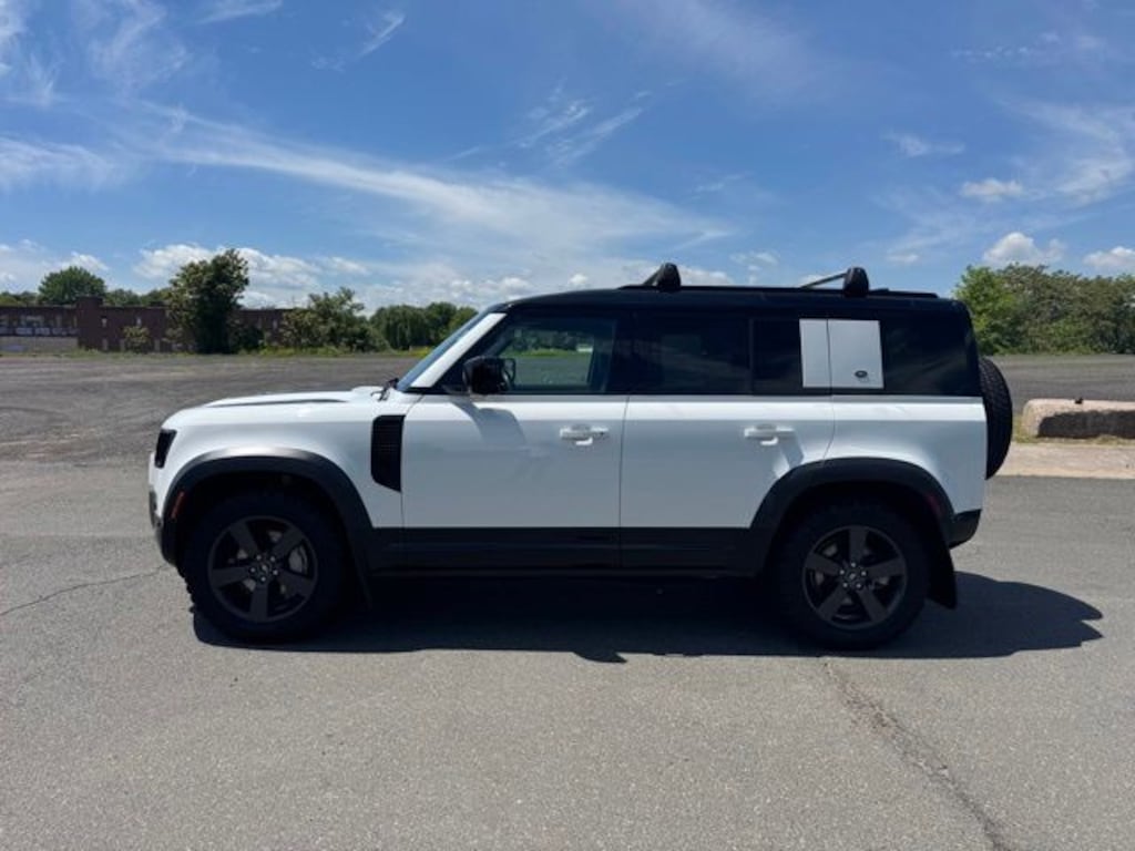 Used 2023 Land Rover Defender 110 X-Dynamic SE SUV
