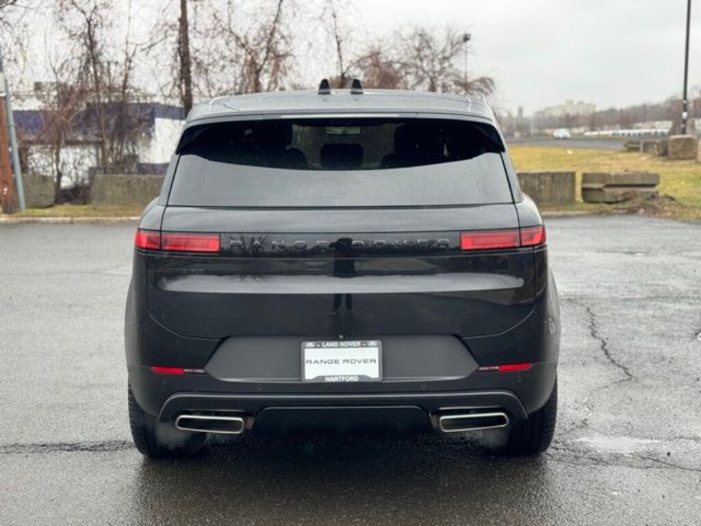 Used 2024 Land Rover Range Rover Sport SE SUV