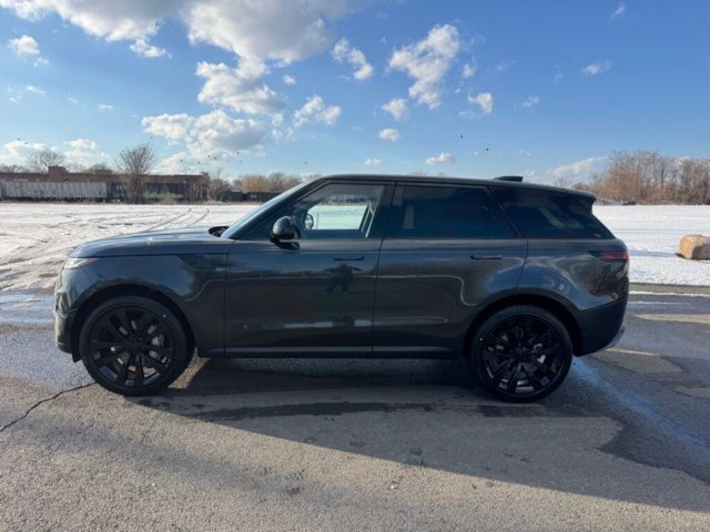 New 2026 Land Rover Range Rover Sport P360 SE SUV