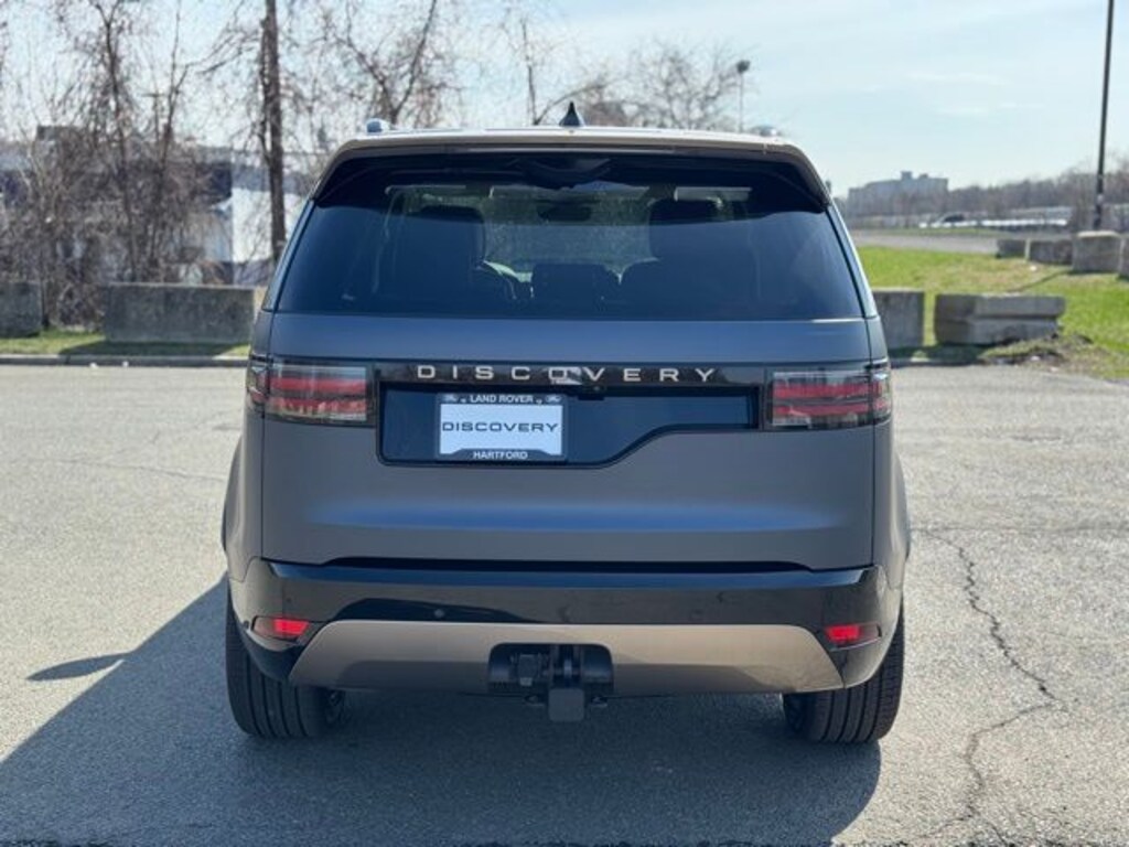 New 2026 Land Rover Discovery Tempest Edition SUV