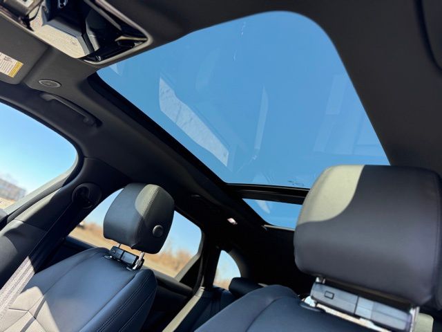 2026 Land Rover Range Rover Velar S - Photo 15