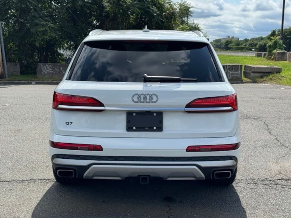 Used 2025 Audi Q7 55 Premium Plus Quattro SUV