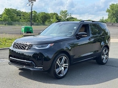 2026 Land Rover Discovery Dynamic SE SUV
