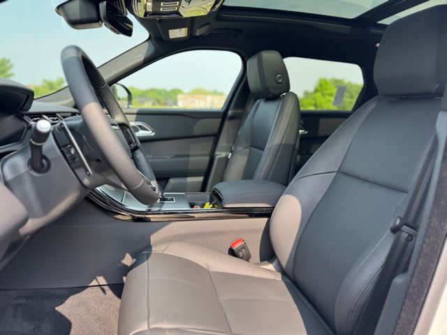 2026 Land Rover Range Rover Velar S - Photo 14
