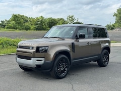 2025 Land Rover Defender 110 S SUV