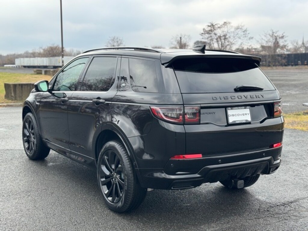 New 2025 Land Rover Discovery Sport Dynamic SE SUV