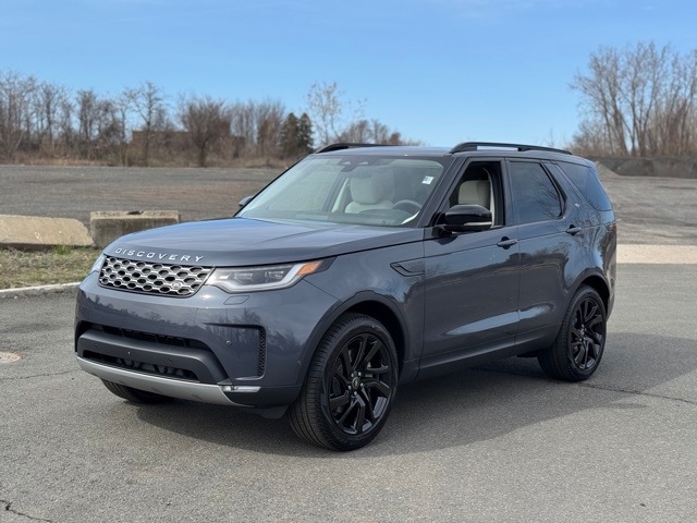 2025 Land Rover Discovery SUV 