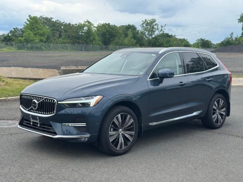 Used 2023 Volvo XC60 B5 Plus Bright Theme SUV