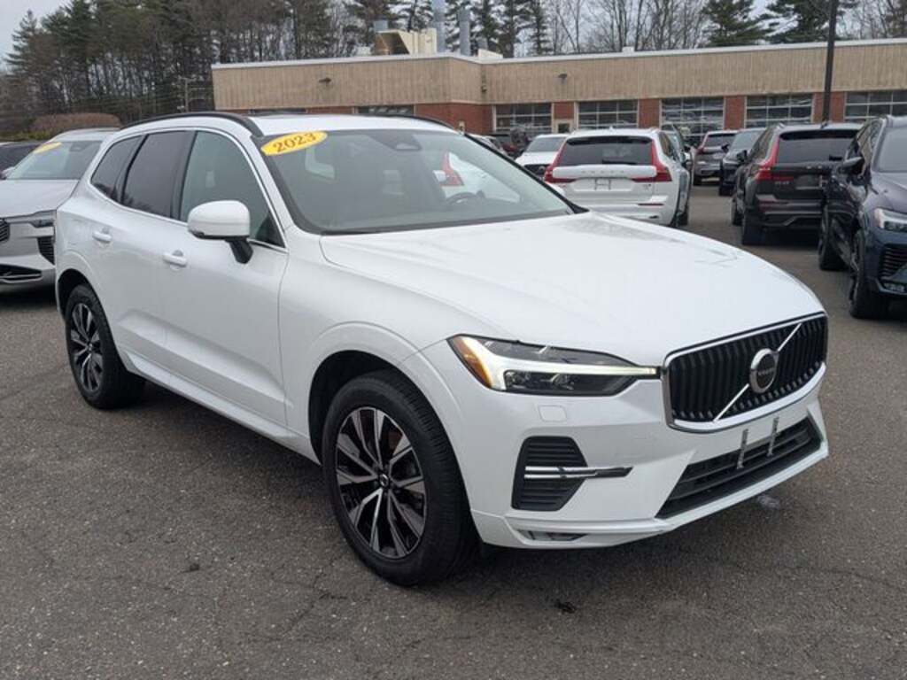 Used 2023 Volvo XC60 B5 Core SUV