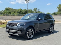 2025 Land Rover Range Rover P400 SE SUV