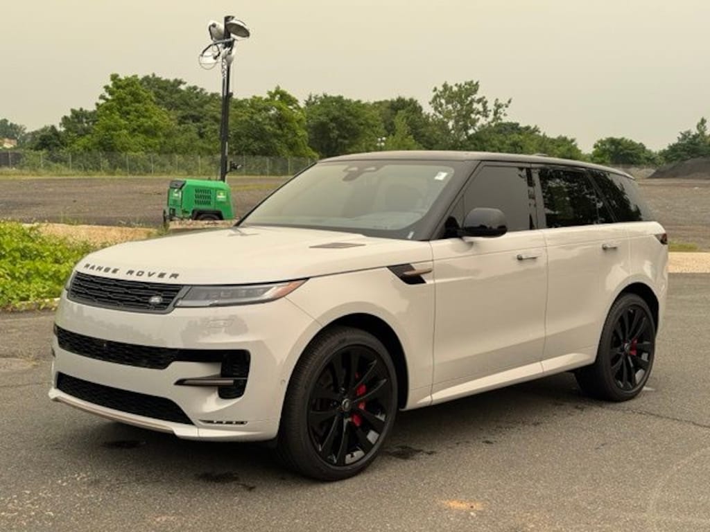 Used 2025 Land Rover Range Rover Sport Dynamic SE SUV