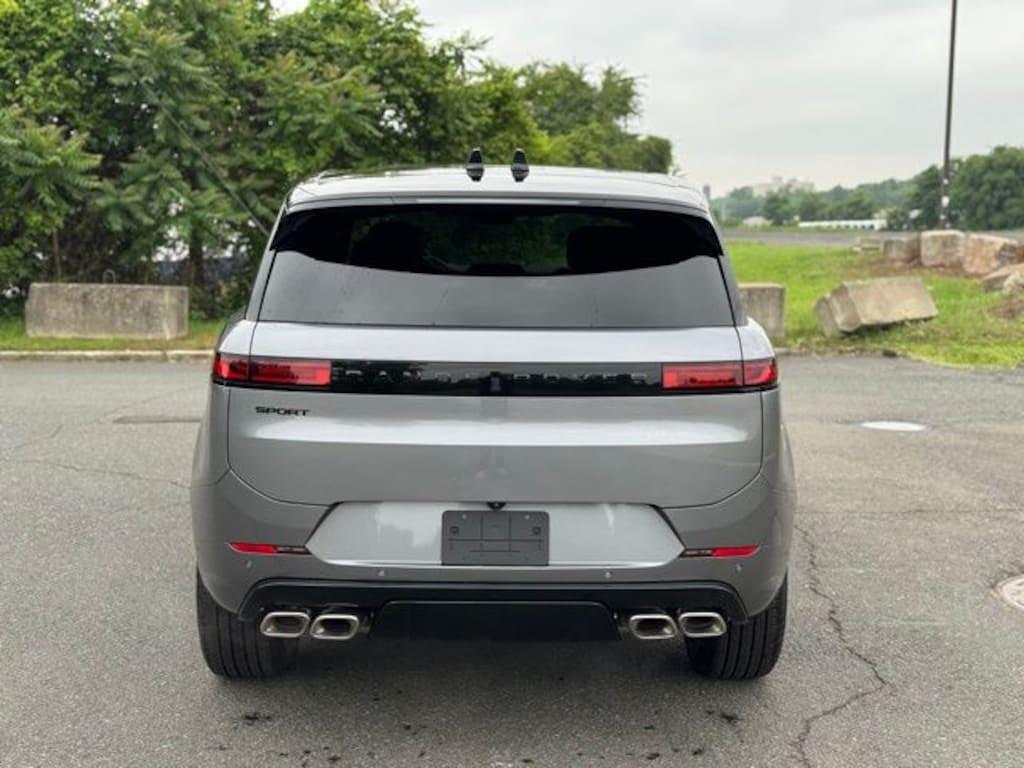 New 2025 Land Rover Range Rover Sport P530 Dynamic SE SUV