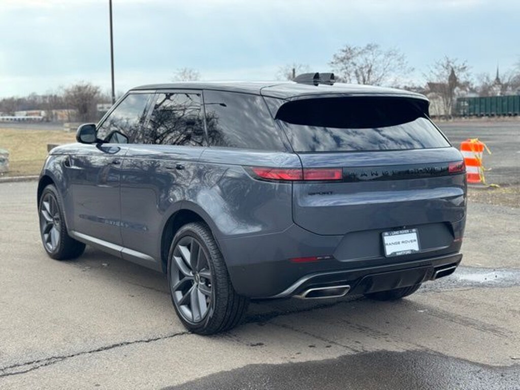 Used 2024 Land Rover Range Rover Sport SE SUV