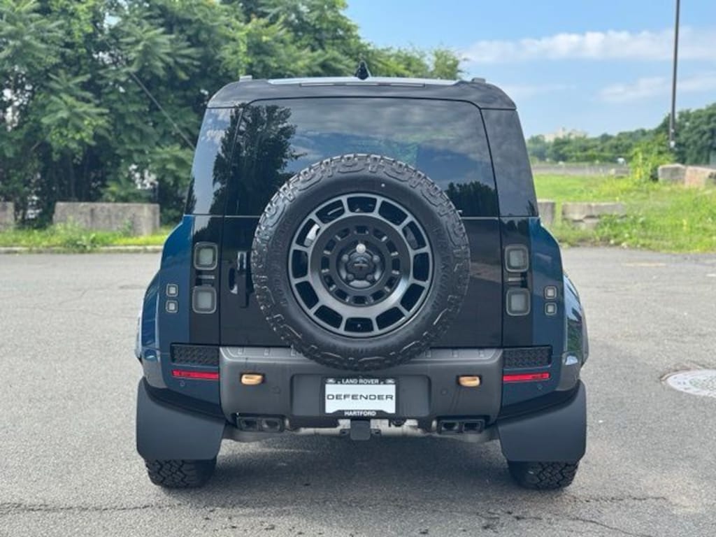New 2026 Land Rover Defender 110 OCTA SUV