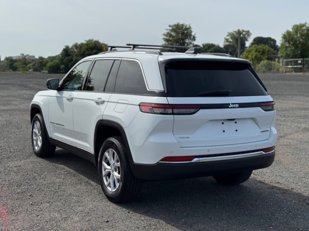 Used 2022 Jeep Grand Cherokee Limited SUV