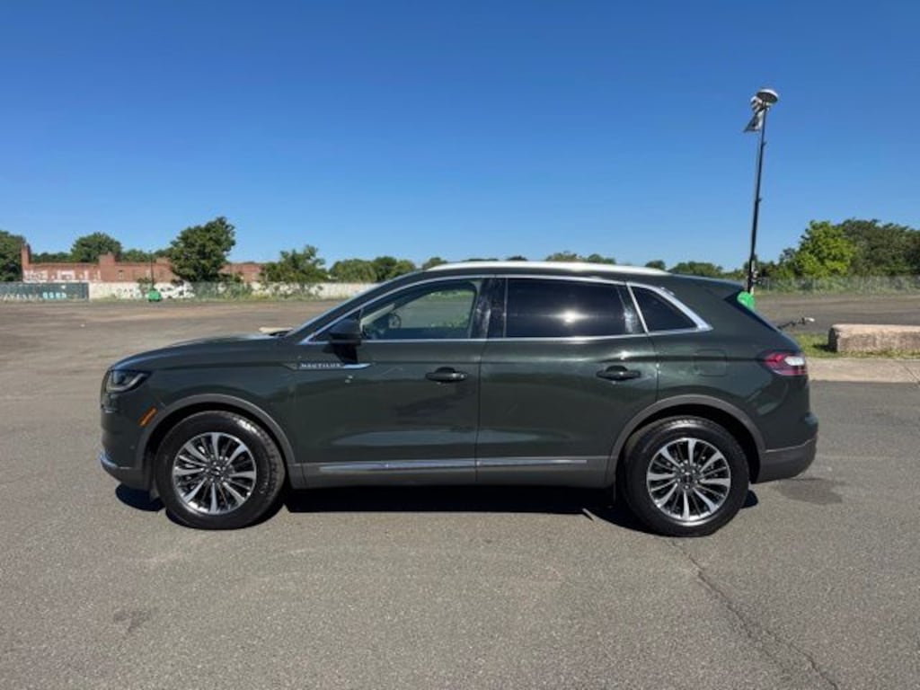 Used 2022 Lincoln Nautilus Reserve SUV