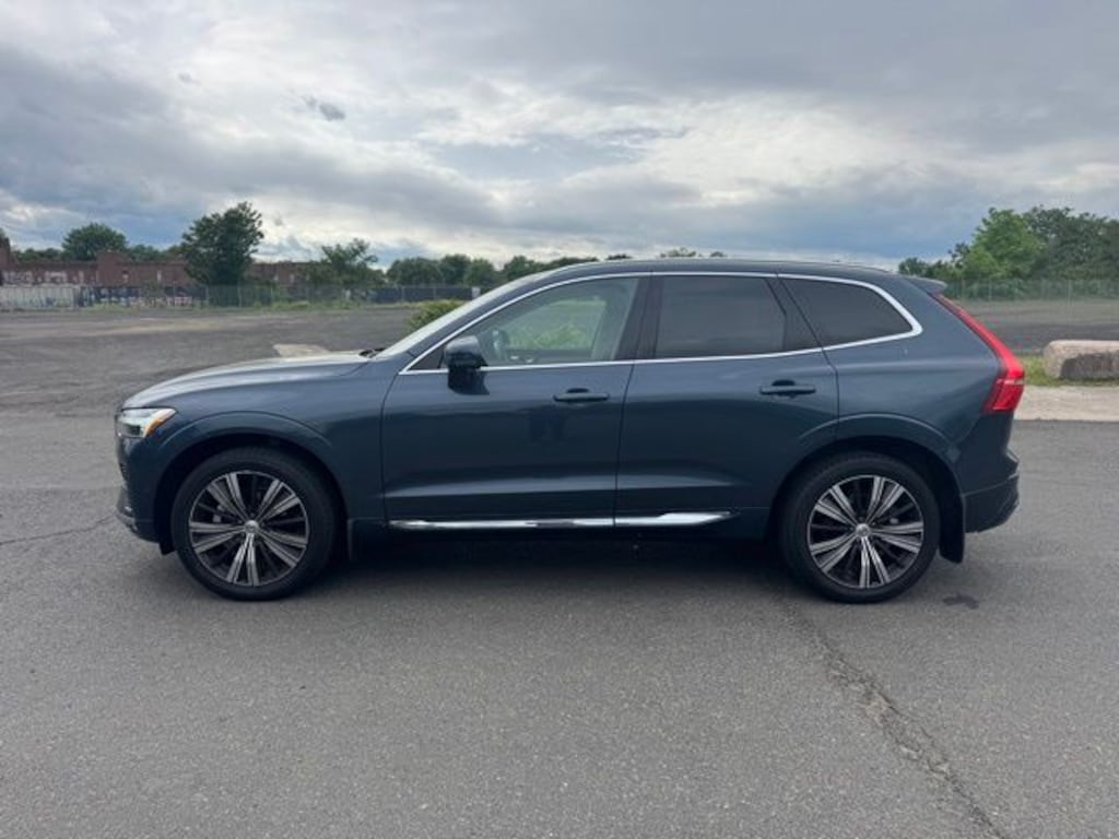 Used 2023 Volvo XC60 B5 Plus Bright Theme SUV