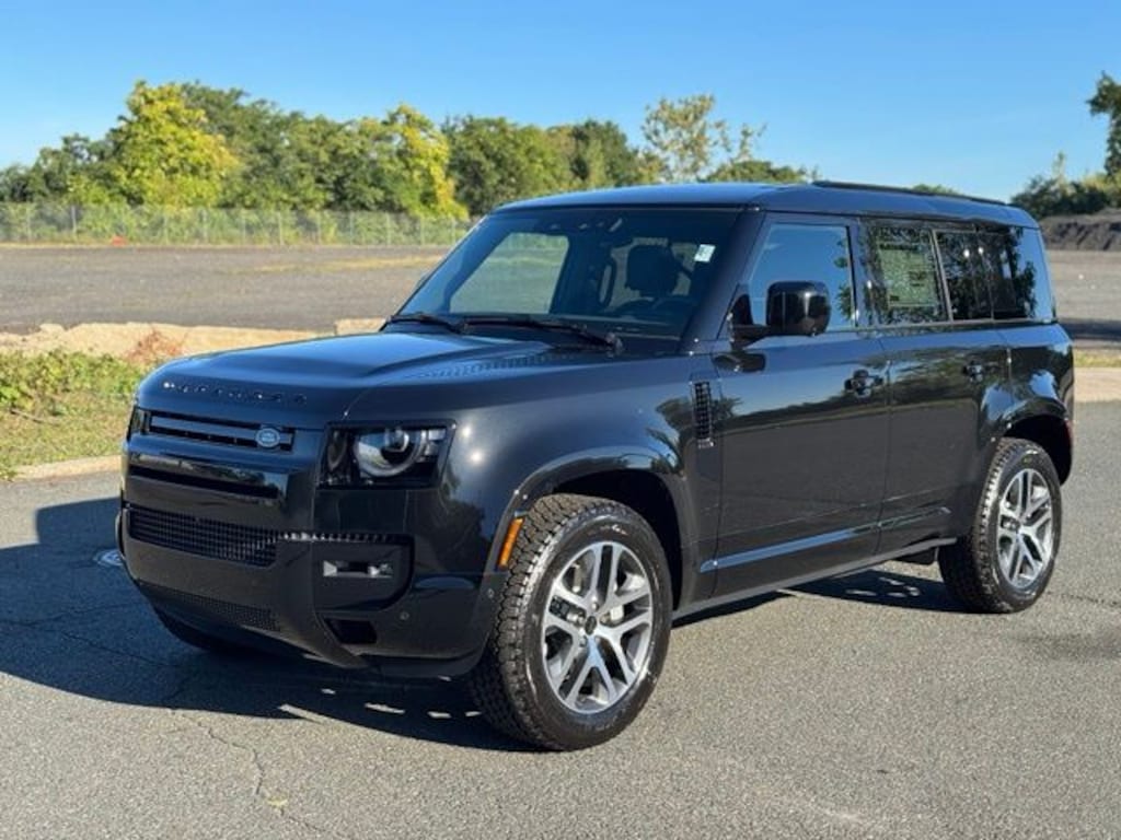 New 2026 Land Rover Defender 110 X-Dynamic SE SUV