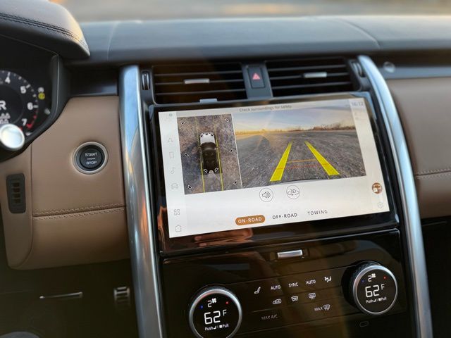 2025 Land Rover Discovery Metropolitan Edition - Photo 17