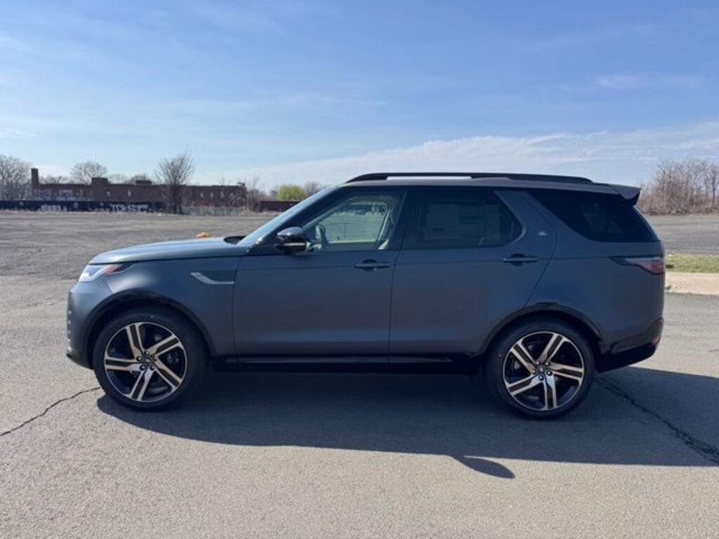 New 2026 Land Rover Discovery Tempest Edition SUV