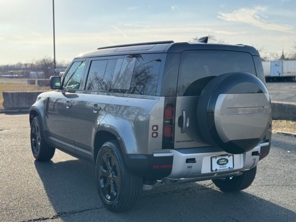 New 2025 Land Rover Defender 110 S SUV