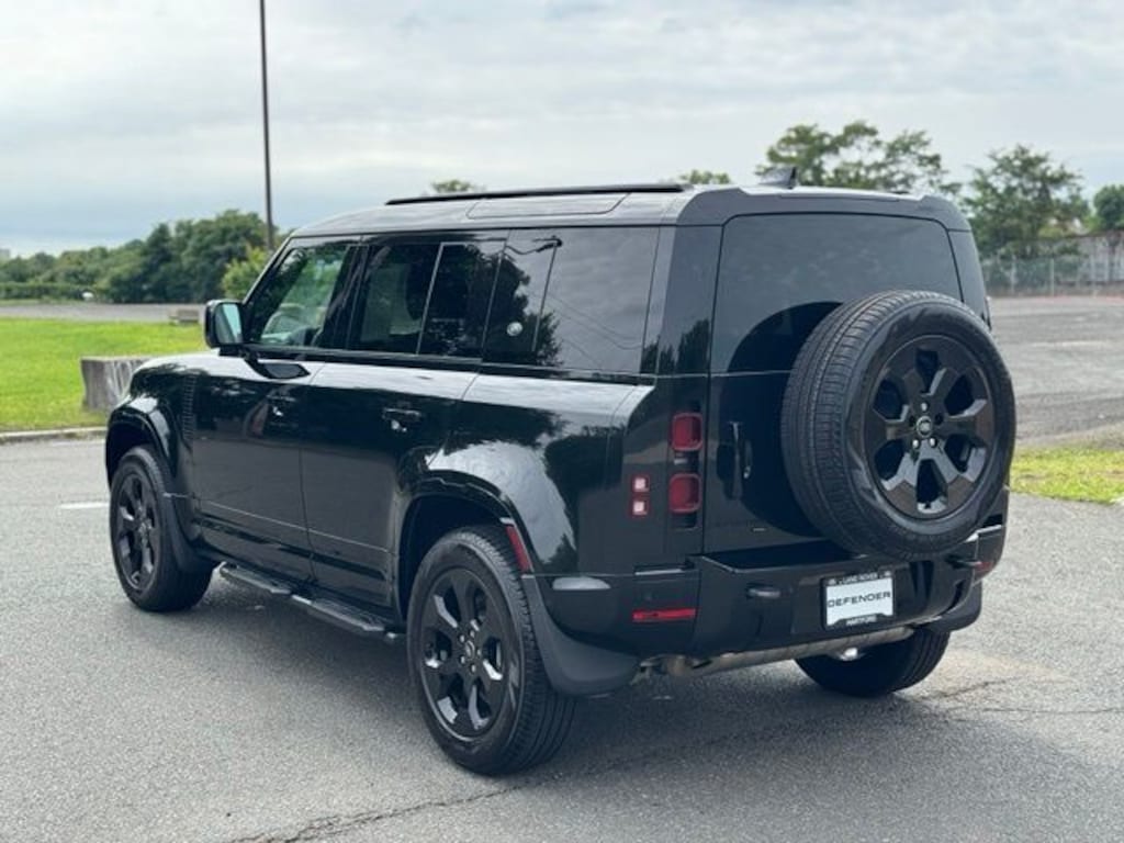 Used 2023 Land Rover Defender 110 X-Dynamic SE SUV