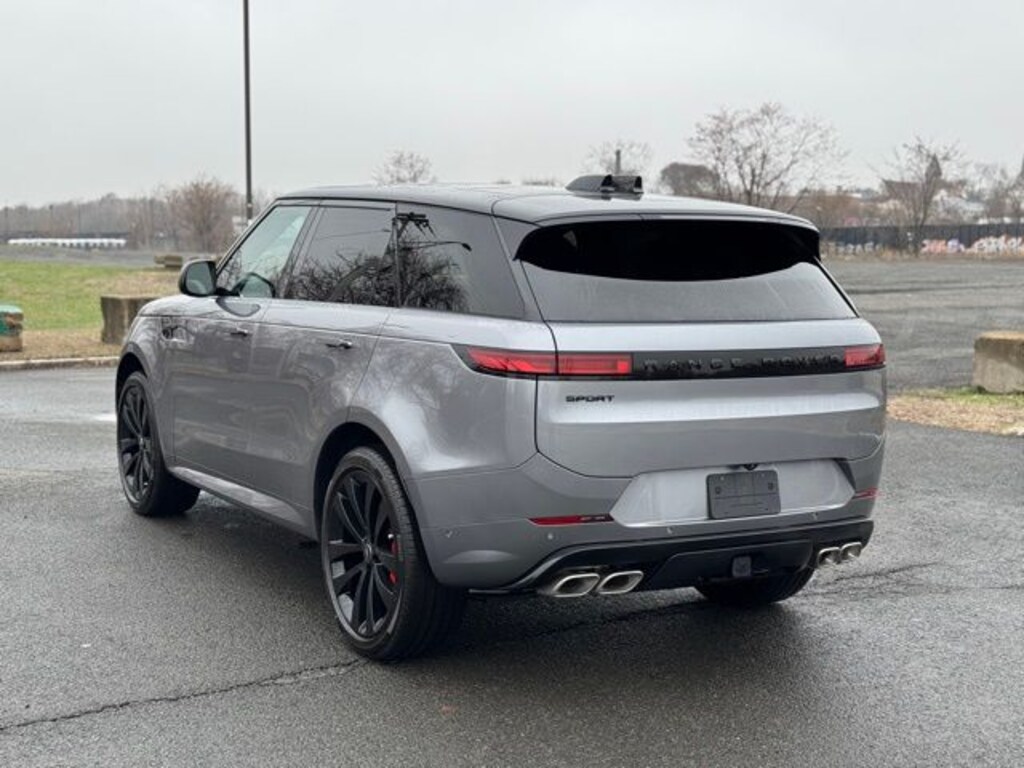 New 2025 Land Rover Range Rover Sport P530 Dynamic SE SUV