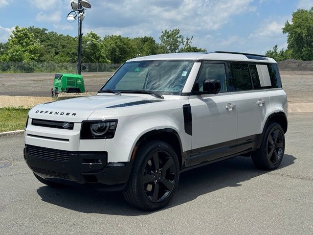  Land Rover Defender 110