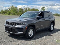 Used 2023 Jeep Grand Cherokee Laredo SUV for Sale in Simsbury, CT