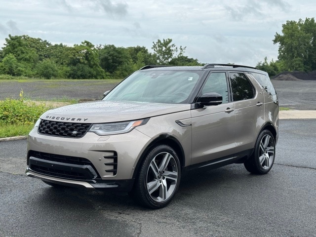 2024 Land Rover Discovery SUV 
