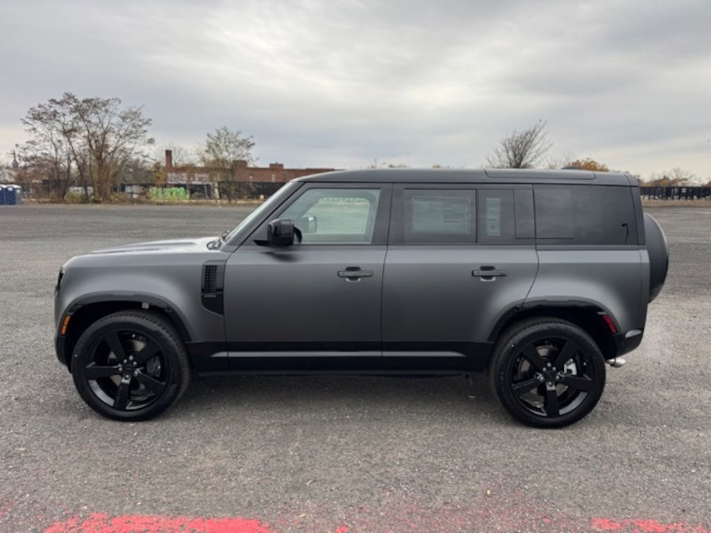 New 2026 Land Rover Defender 110 P500 X-Dynamic SE SUV