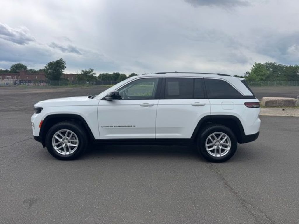 Used 2023 Jeep Grand Cherokee Laredo X SUV