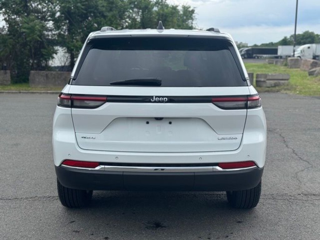 Used 2023 Jeep Grand Cherokee Laredo X SUV