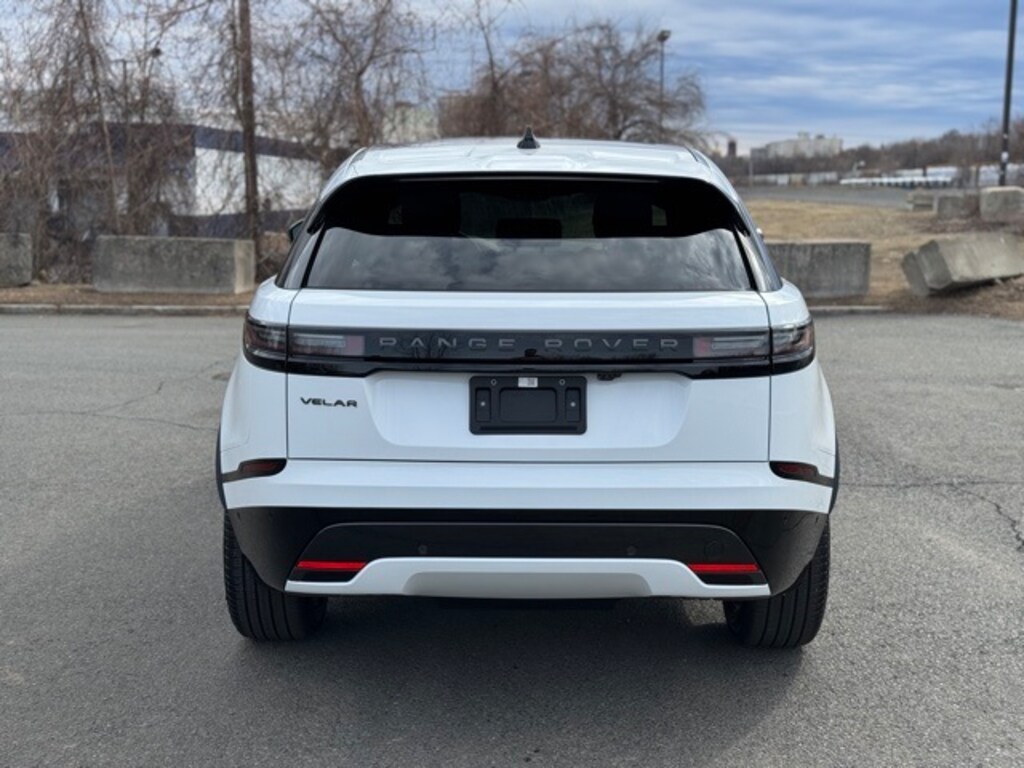 New 2026 Land Rover Range Rover Velar P400 Dynamic SE SUV