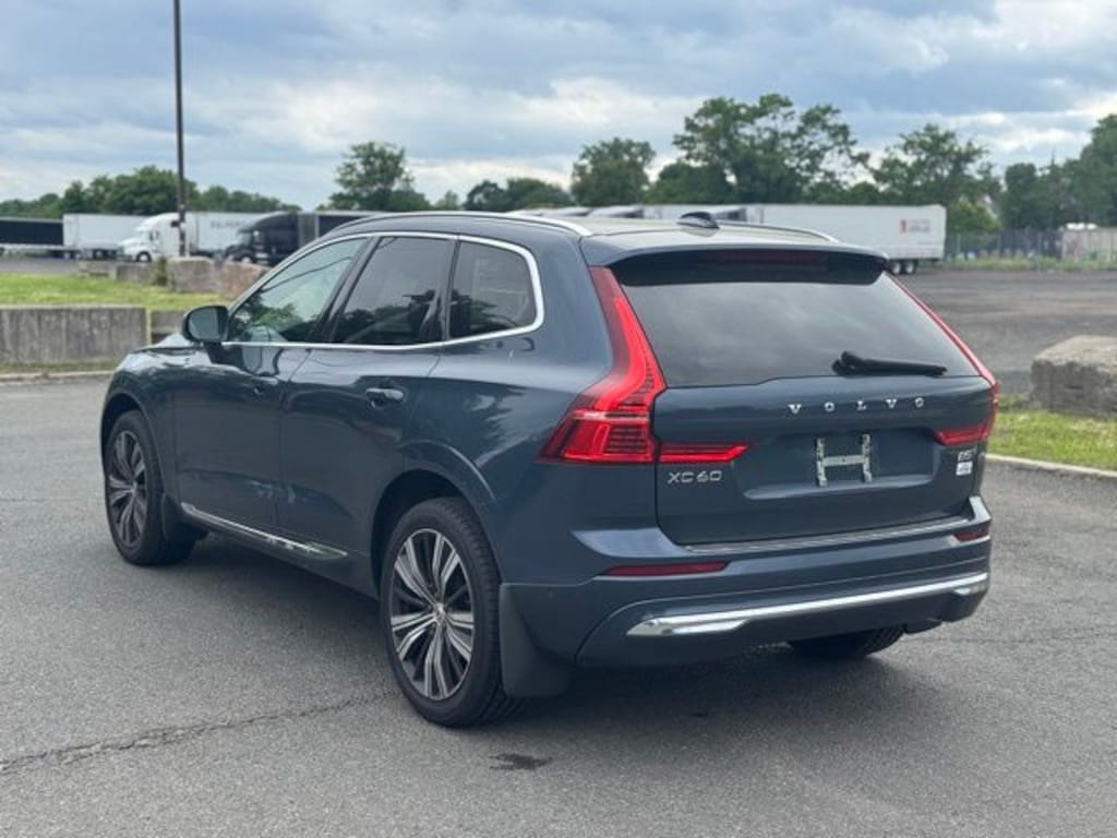 Used 2023 Volvo XC60 B5 Plus Bright Theme SUV