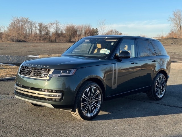 2025 Land Rover Range Rover SUV 