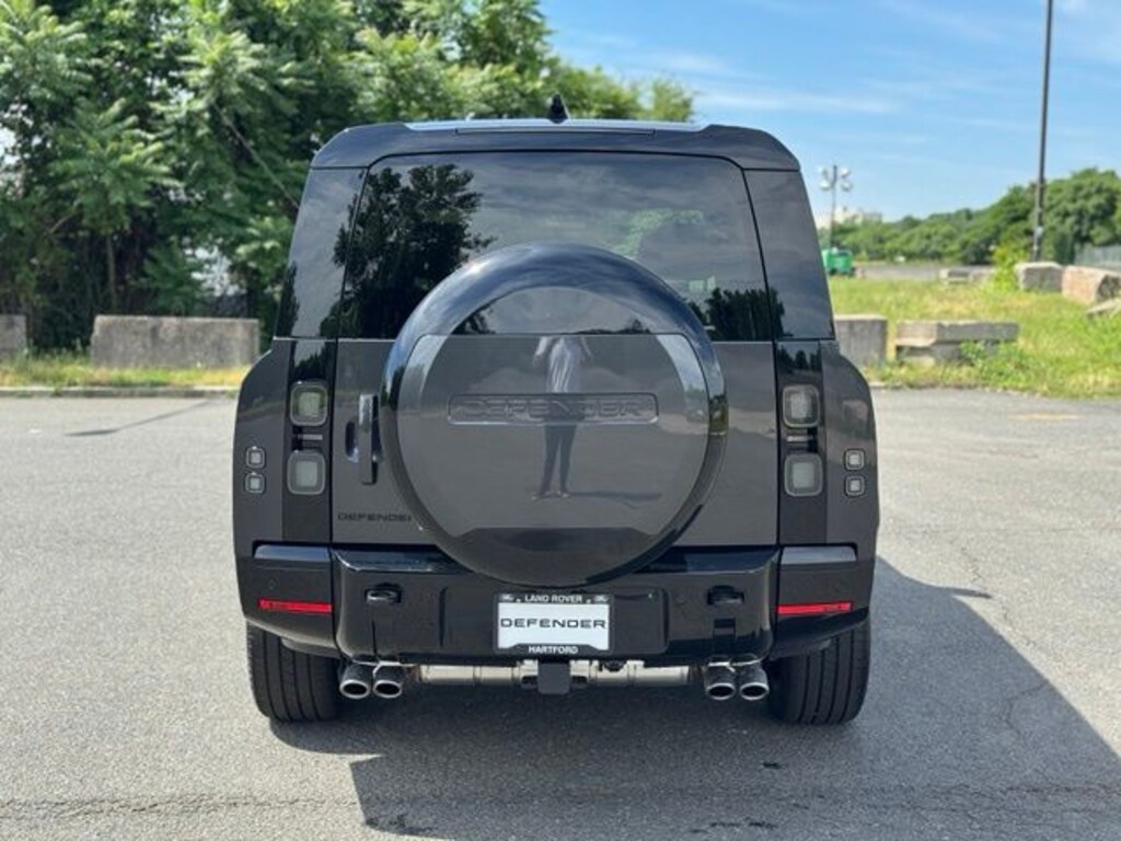 New 2026 Land Rover Defender 130 V8 SUV