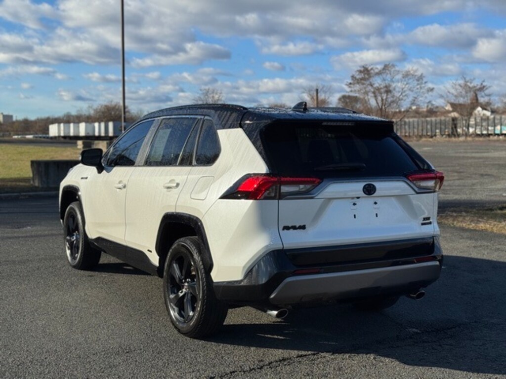 Used 2021 Toyota RAV4 Hybrid XSE SUV