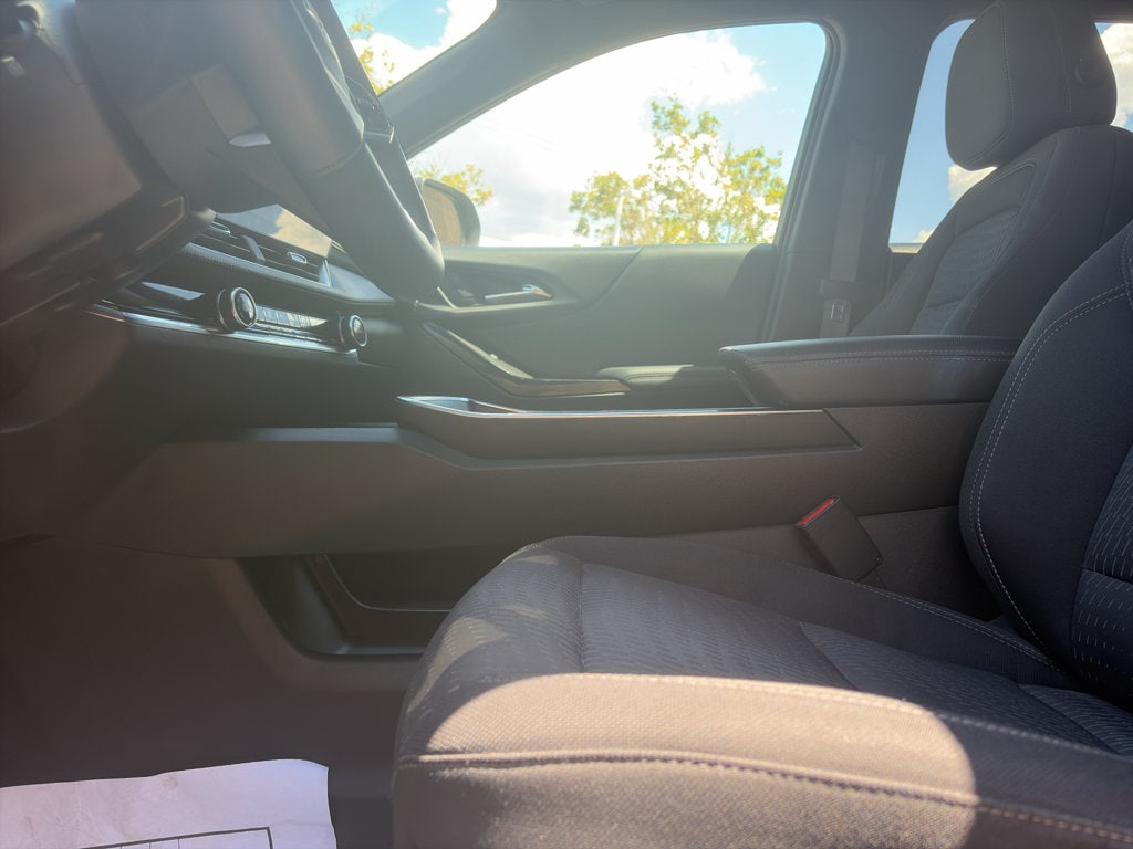 2025 Chevrolet Equinox LT - Photo 16