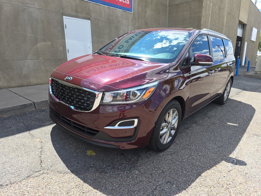 2020 Kia Sedona EX photo 2