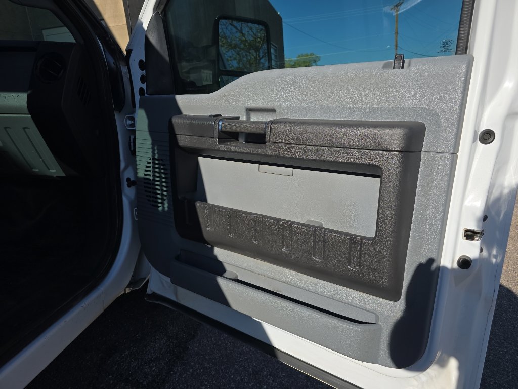 2015 Ford F-350 Super Duty XL - Photo 27