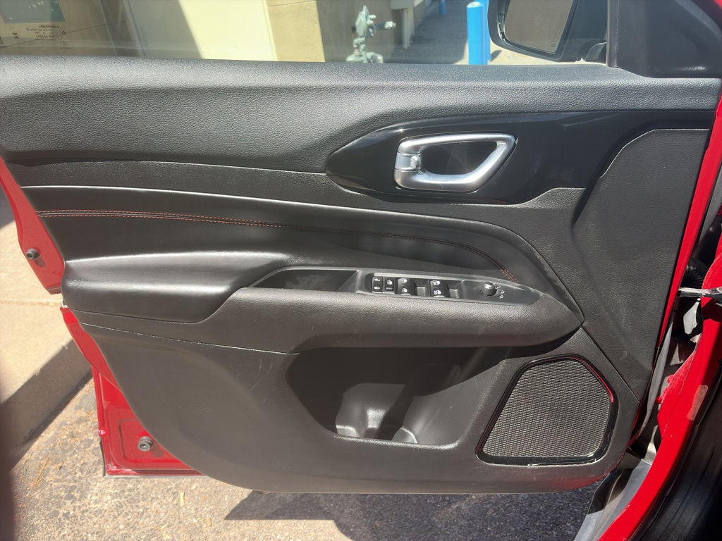 2025 Jeep Compass Trailhawk - Photo 13