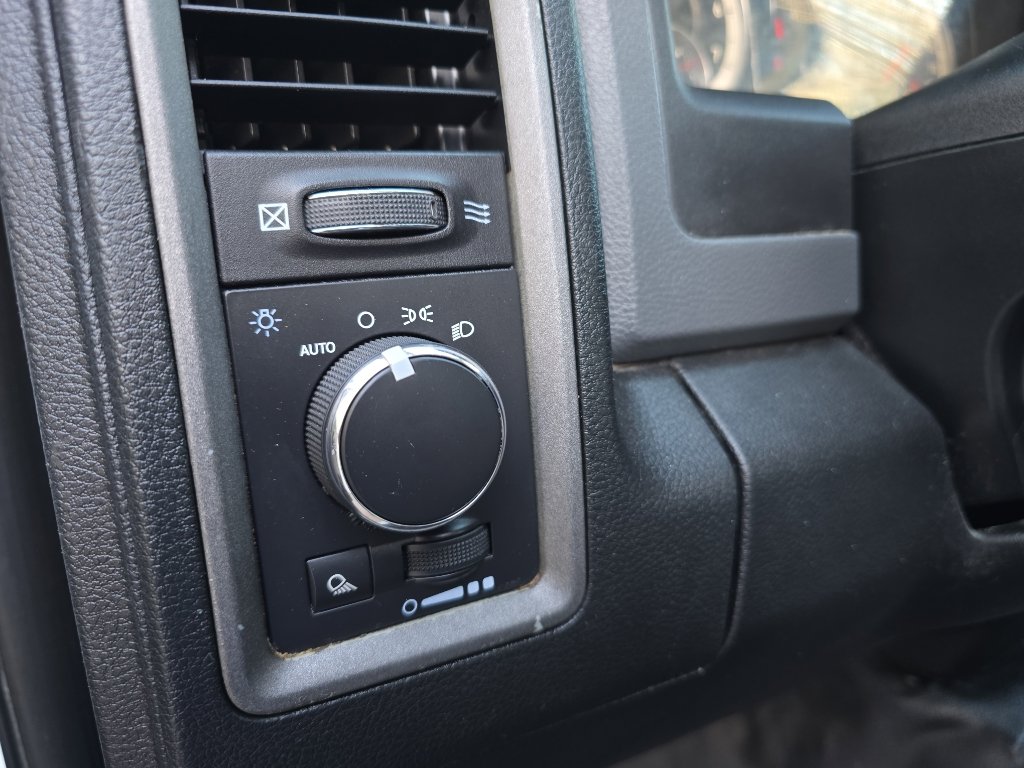 2015 RAM Ram 2500 Pickup Tradesman - Photo 14