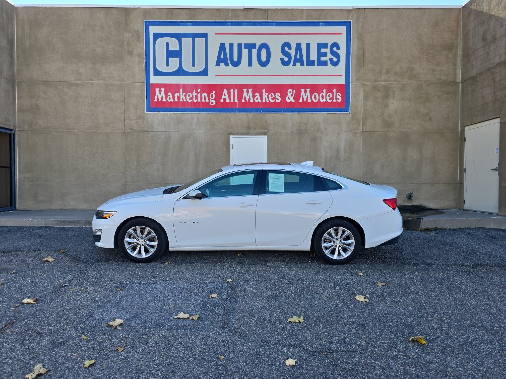 2024 Chevrolet Malibu 1LT photo 2